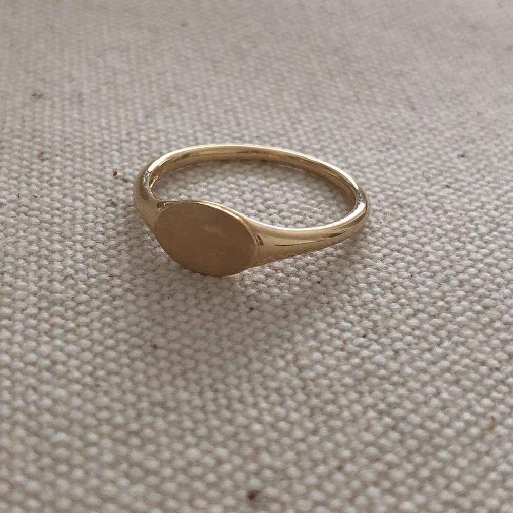 Mejuri Gold Signet Ring